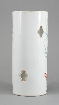 PERUKVAS, porslin, Kina, 1900-tal.