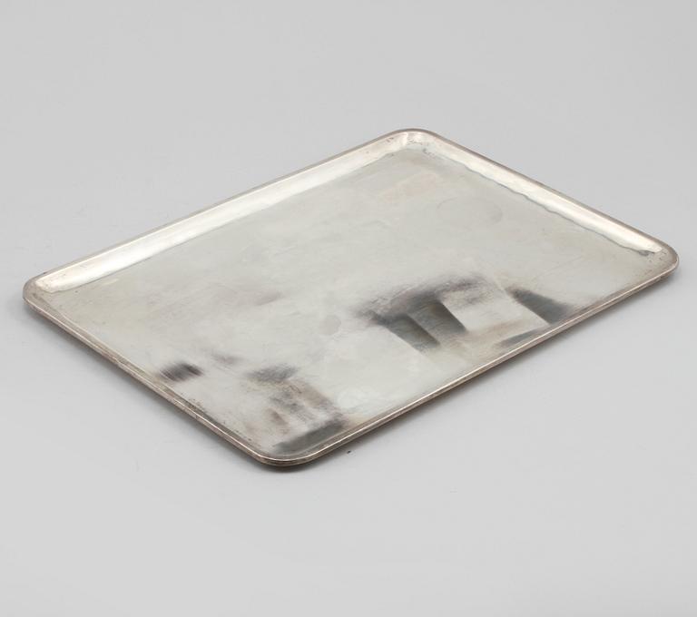 BRICKA, silver, Mexico, 1900-tal, vikt 820 gram.