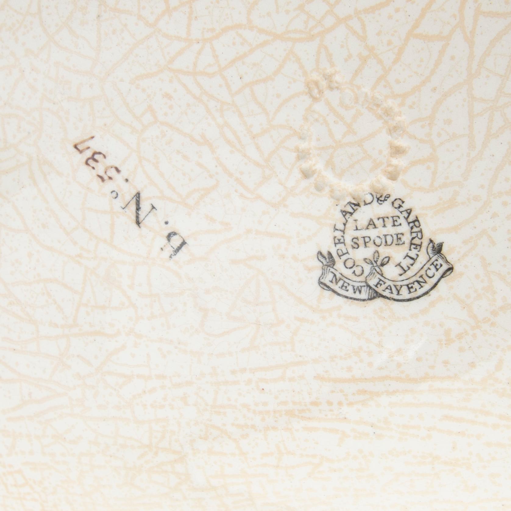 Dinner service with a plate model no. 537 Copeland & Garrett England circa 1900 porcelain.