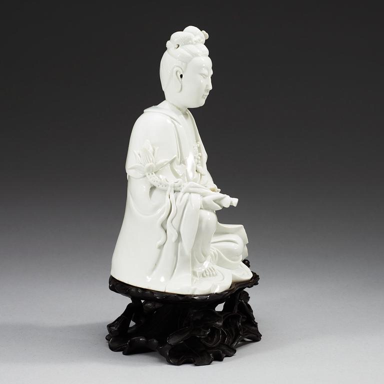 A blanc de chine figure of Guanyin, Qing dynasty.