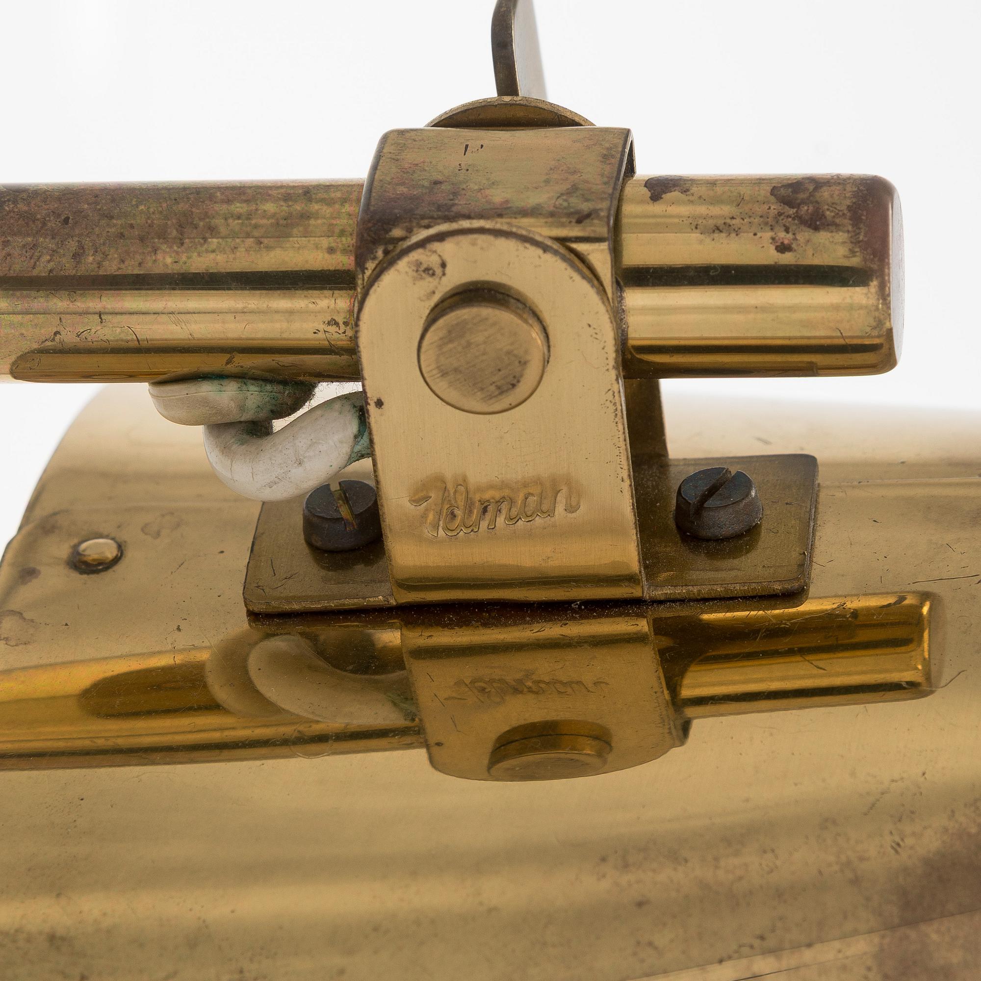 Paavo Tynell, a mid-20th-century  '9227' table lamp for Idman.