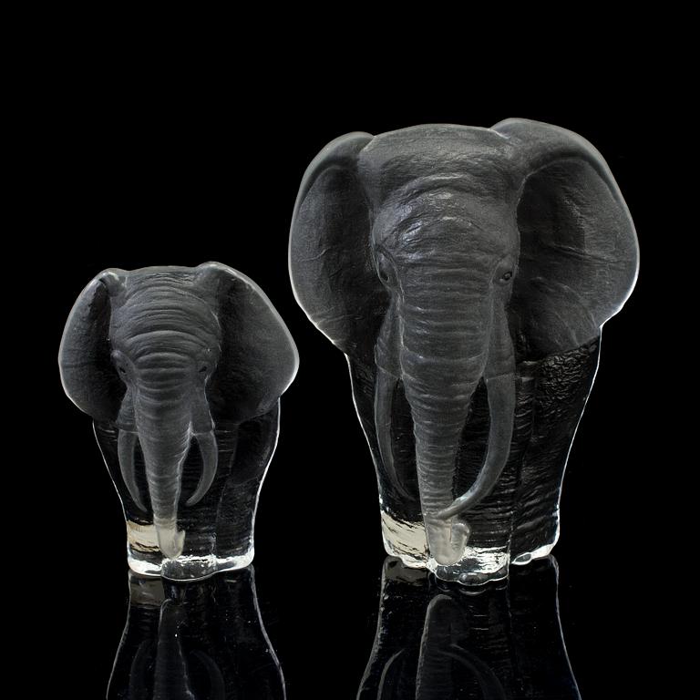 a pair of glass sculptures by Mats Jonasson, late 20th century.