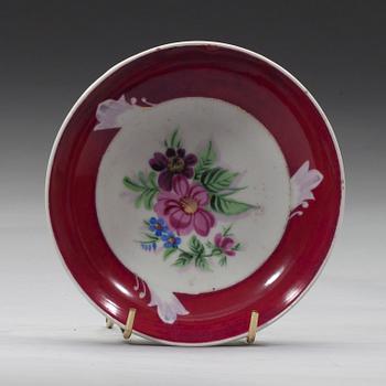 KAFFEKOPP MED FAT, porslin, Gardner, Ryssland 1880-1890.