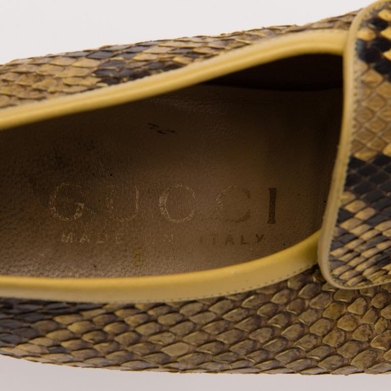 GUCCI, SKOR, storlek 40,5. 1990-tal.