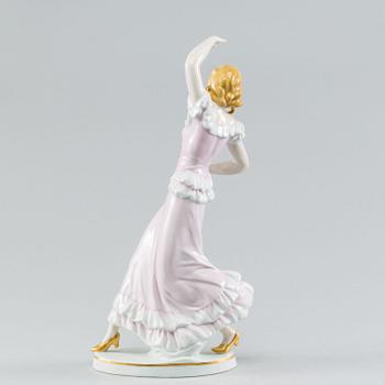 A Sitzendorf figurine, first half of 20th century.