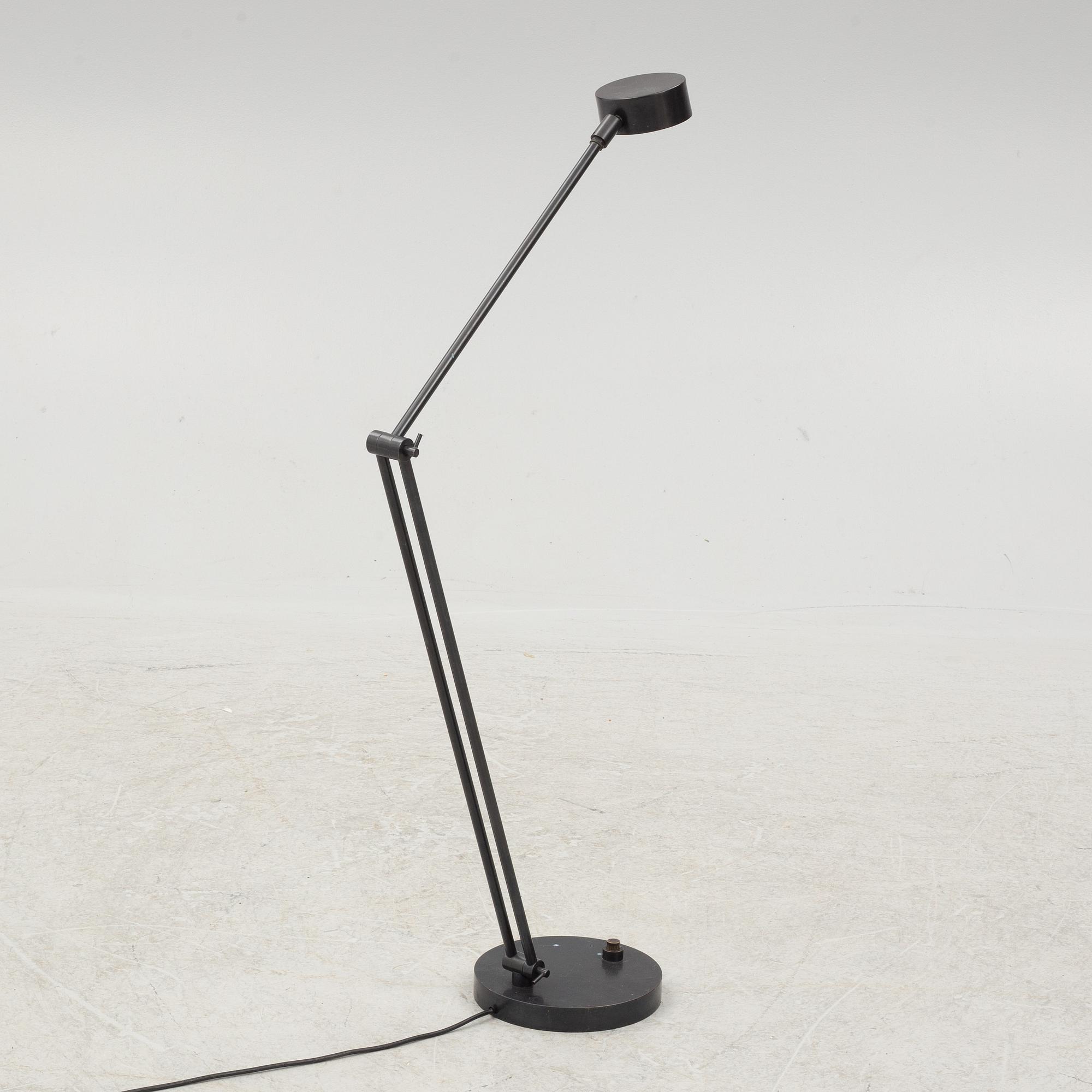 Michael & Lucy Vaughan, a contemporary 'Faringdon' floor lamp.