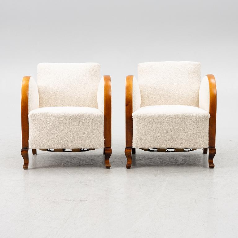 A pair of armchairs, first half of the 20th century.