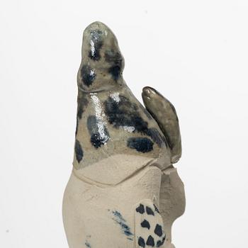Ulrica Hydman-Vallien, Skulptur, lergods, egen ateljé.