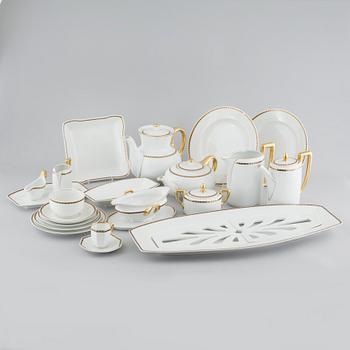 162 pieces of porcelain tableware from mostly Rosenthal, 20th century.
