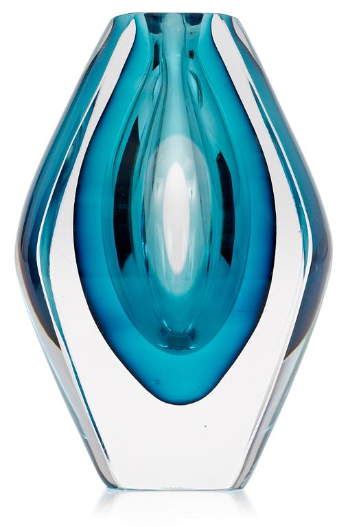 A Mona Morales Schildt glass vase, "Ventana", Kosta 1967.