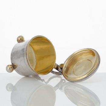 Magnus Myrman, miniatyrdryckeskanna, silver, Norrköping (verksam 1706-1730). Senbarock.