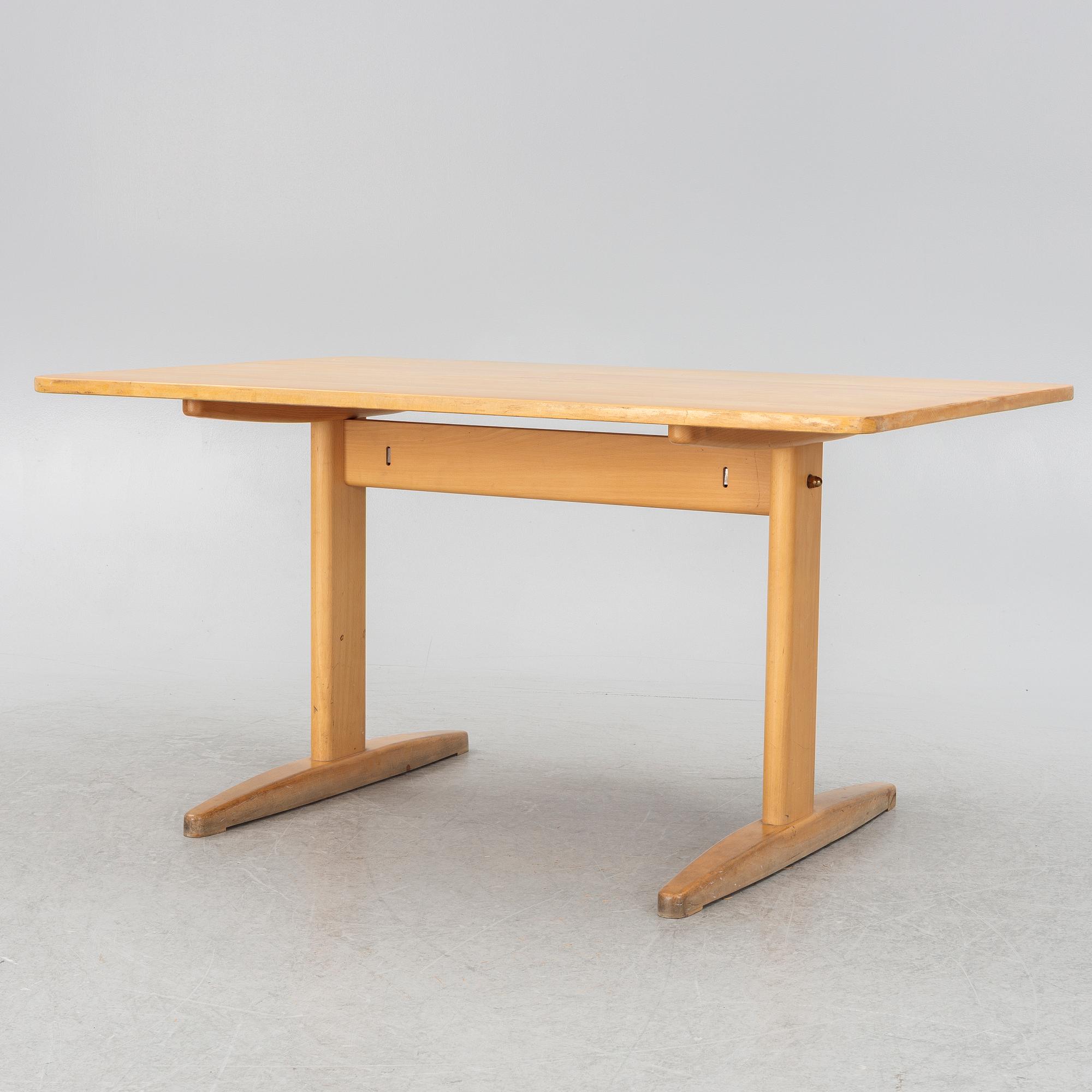 Børge Mogensen, dining table, 'Shaker', Madsens Fabrikker, Denmark.