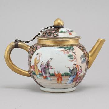 TEKANNA, porslin, Kina, Qingdynastin, Qianlong (1736-95).