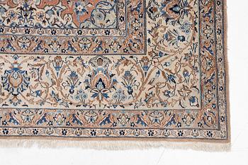 Carpet, Nain, 345 x 230 cm.
