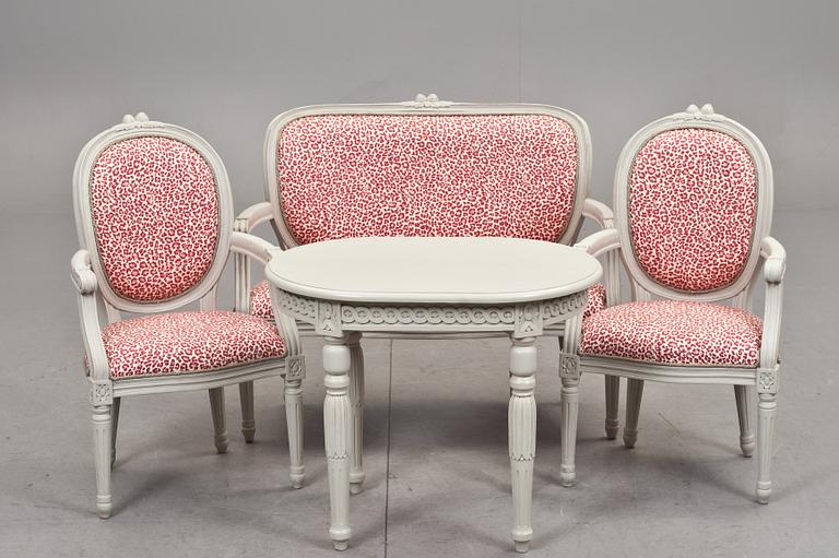 SALONGSGRUPP 4 delar, FÖR BARN. Gustaviansk stil, 1900-talets slut.