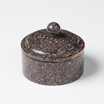 Smörask med lock, Älvdalen, 1800-talets början, Empire.