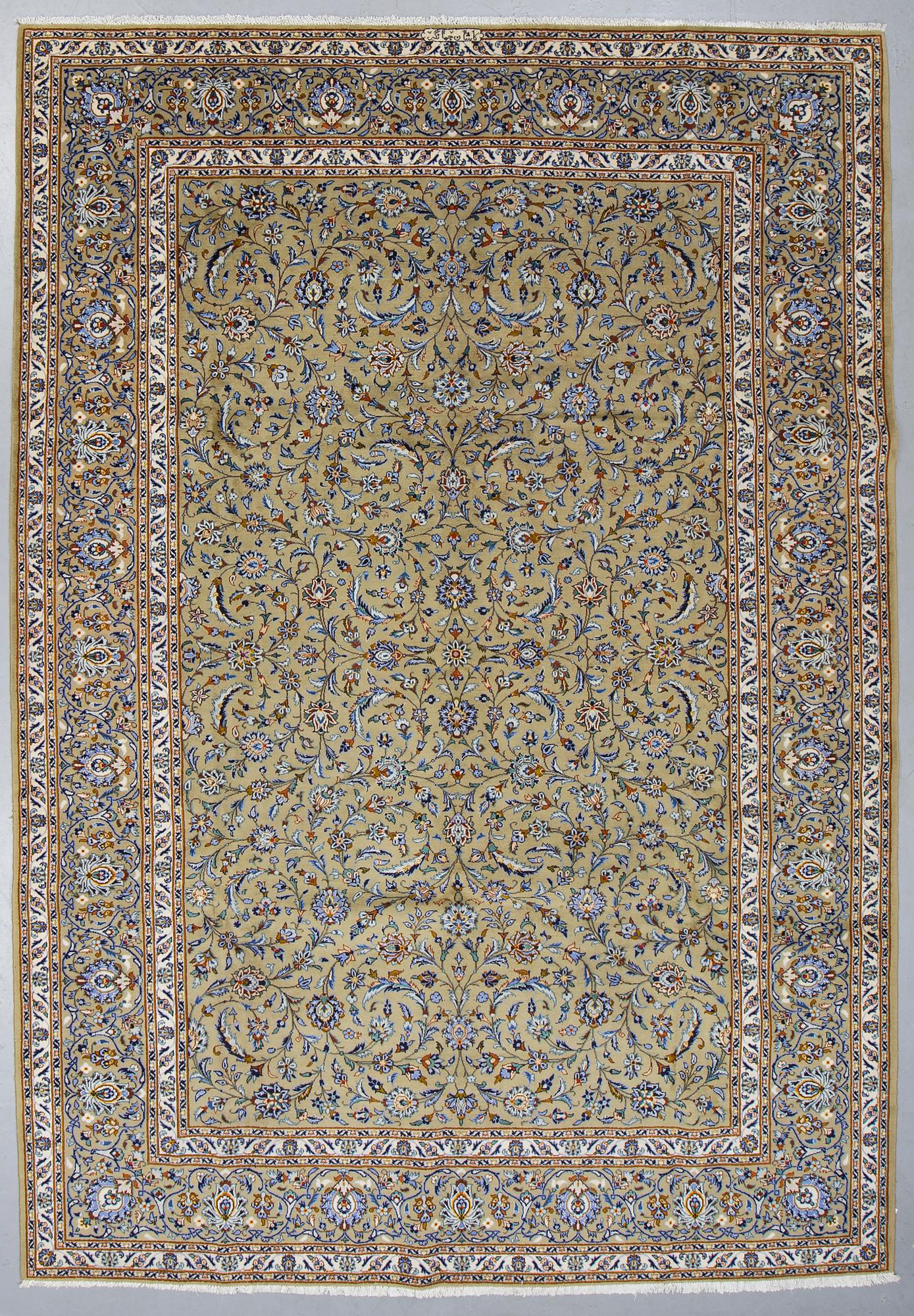 A carpet, Kashan signed, Janghair, ca 363 x 260 cm.