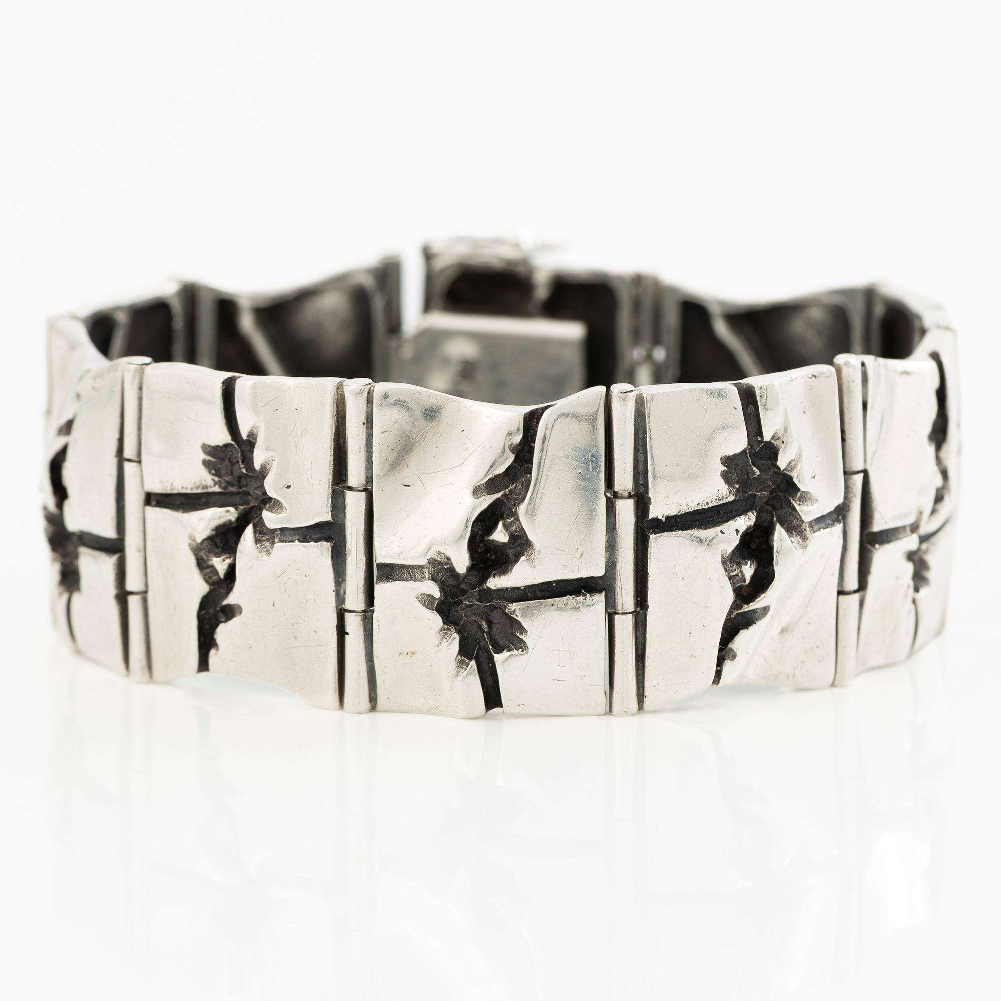 Bracelet, silver, hallmarked NM.