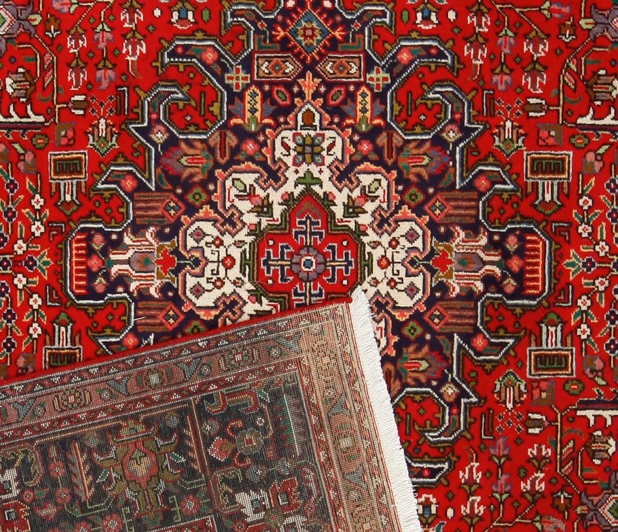 MATTA, Täbriz, 347 x 248 cm.