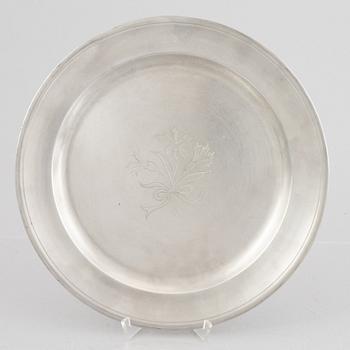 A pewter dish, Firma Svenskt Tenn, Stockholm 1933.