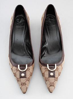 SKOR, 1 par, Gucci.