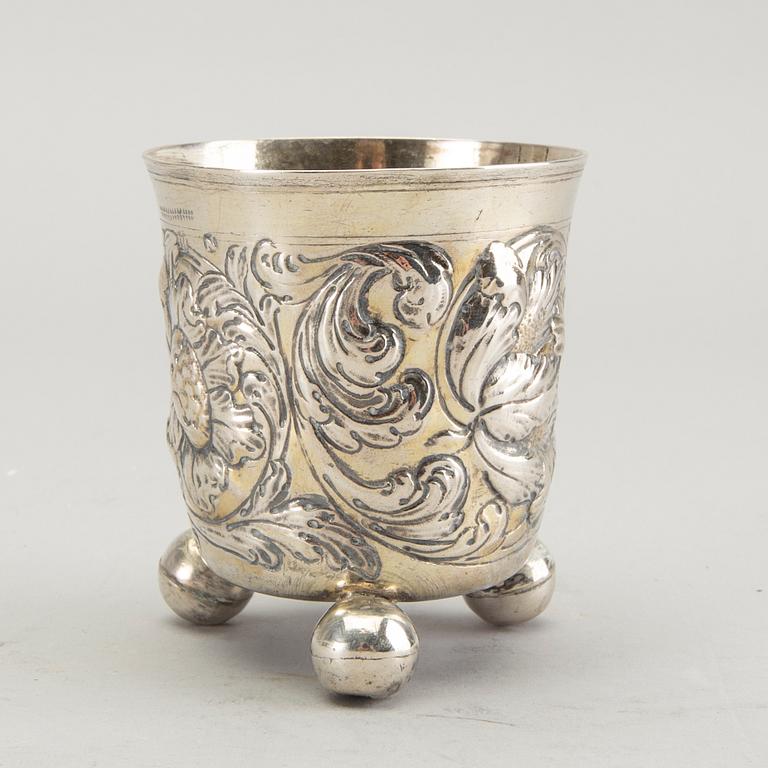 A German baroque parcel-gilt silver beaker, marked Heinrich Gottfried Anton Hammon, Nürnberg (1682-1684/1723).