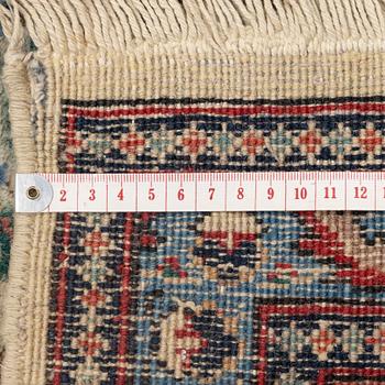 Carpet, oriental, approx. 290 x 204 cm.
