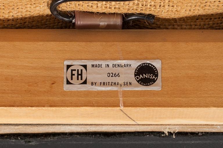 FÅTÖLJER, ett par, Arne Jacobsen, modell 3300 för Fritz Hansen. Danmark.