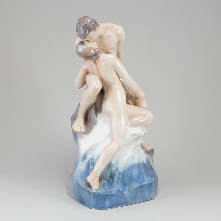 ROYAL COPENHAGEN, a porcelain figure group, 'Kyssen.