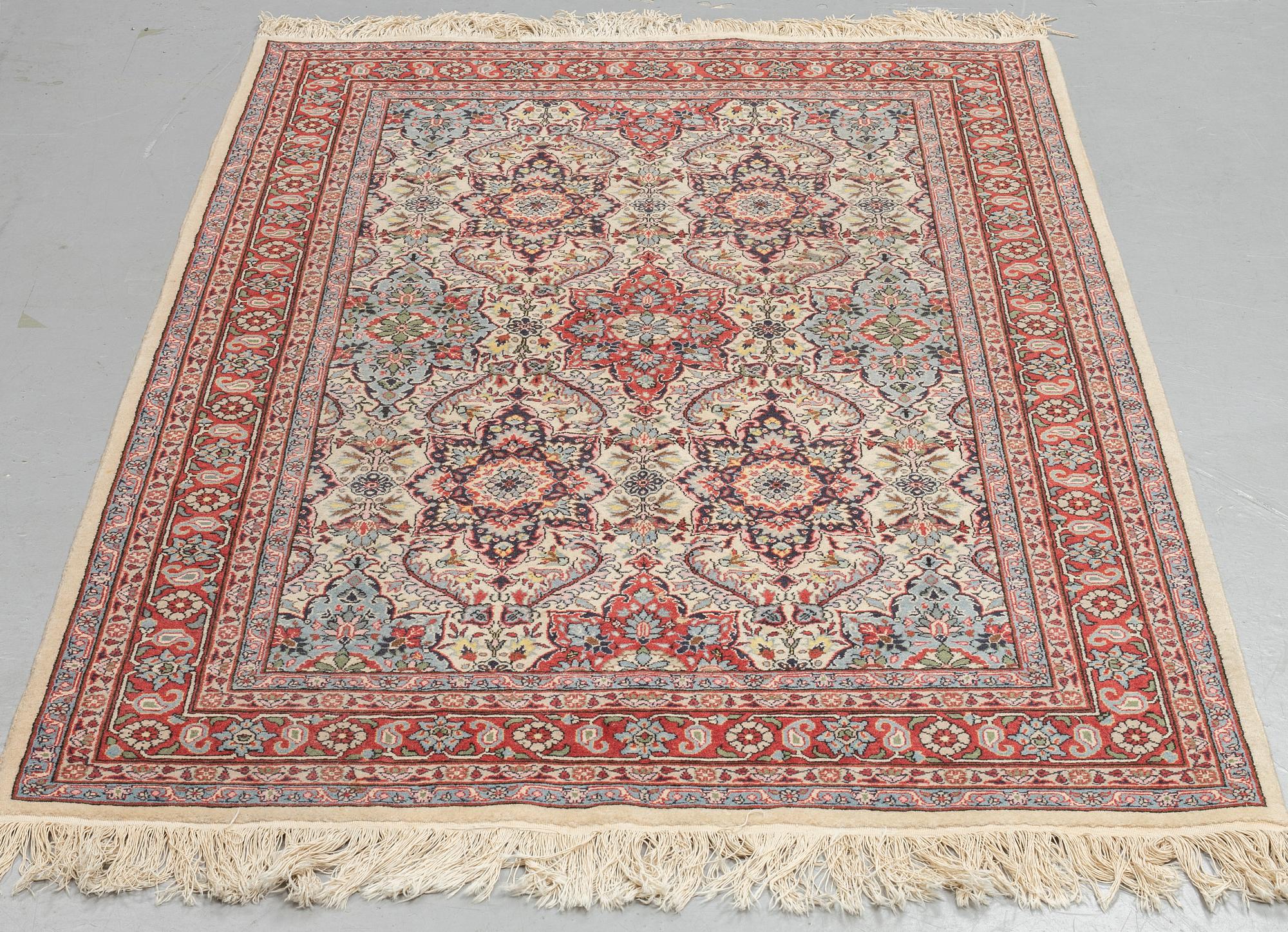 A carpet, oriental, ca 197 x 124 cm.