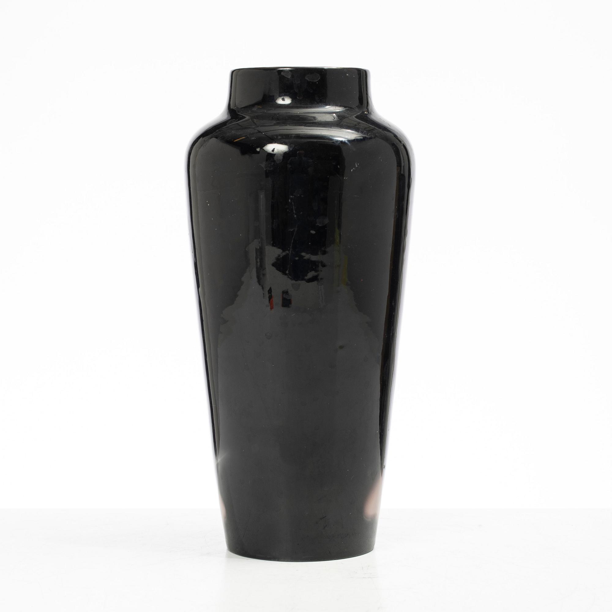 A porcelain "Rörstrand-Noir" vase, Rörstrand Sweden, 1930s.