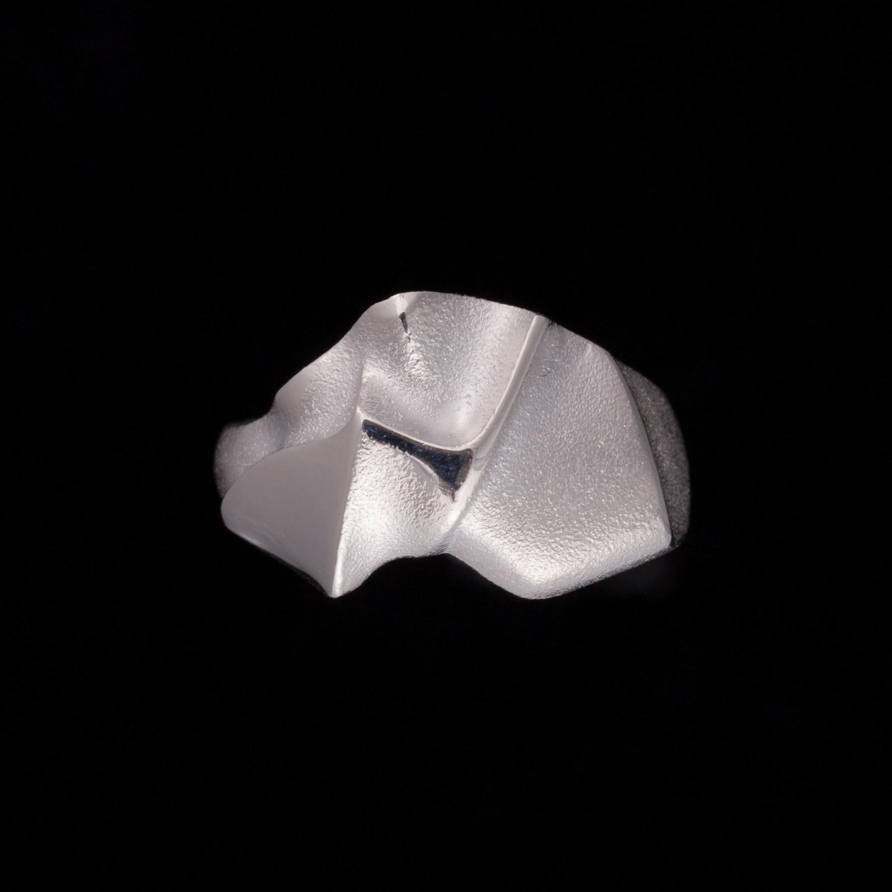 ZOLTAN POPOVITS, RING "Cintia" sterling silver, Lapponia.