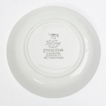 Hertha Bengtson, kaffekoppar med fat, 4 st, porslin, "Fructus", Rörstrand.