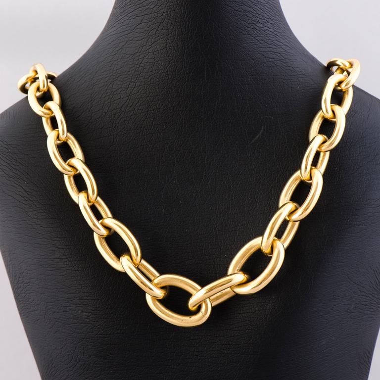 A NECKLACE, 18K gold. Italy, import marks A. Tillander, Helsinki Finland 1987.