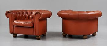 FÅTÖLJER, ett par, Chesterfield-modell, Wards Ateliéer AB, Tibro, 1970-tal.