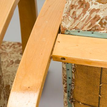 Alvar Aalto, fåtöljer ett par, modell 34 O.Y. Huonekalu- ja Rakennustyötehdas A.B. 1900-talets mitt.