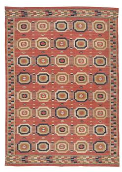 249. Märta Måås-Fjetterström, A CARPET, "Röda åttan", flat weave, ca 348,5 x 248 cm, signed AB MMF.