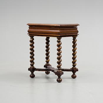 SYBORD, barockstil, omkring 1900.