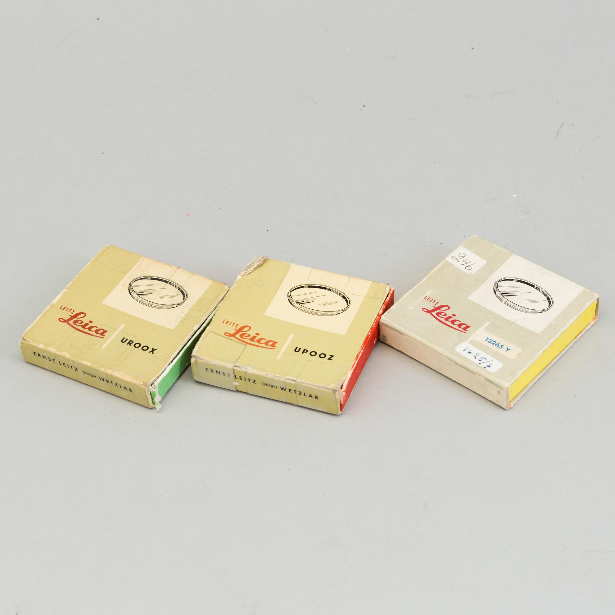 A chrome Leica Summarex f=8,5 cm 1:1,5 lens no 1008834 designed by av Max Berek, Ernst Leitz, Wetzlar . 1943-1960.