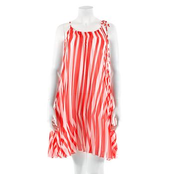 691. ARMANI jeans, a red and white pleated dress. Italian size 40.