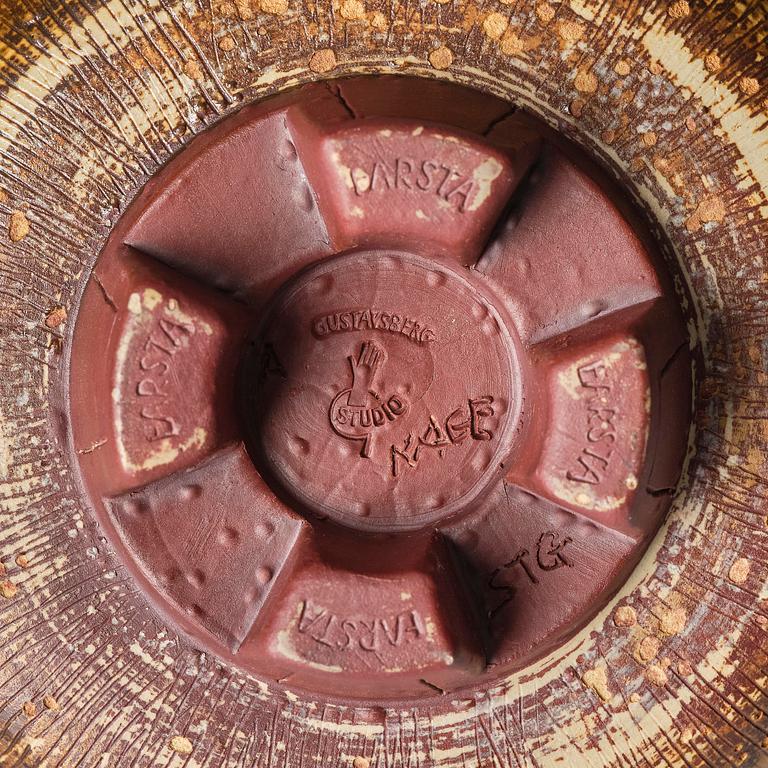 Wilhelm Kåge, a "Farsta" stoneware bowl, Gustavsberg Studio, 1956.