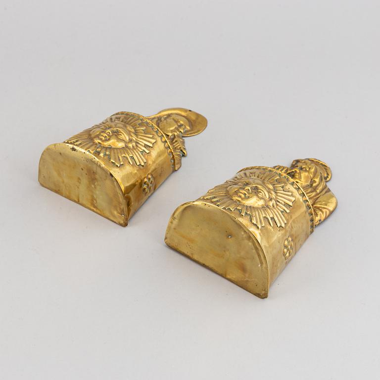 A pair of 19th century brass cutlery holders.