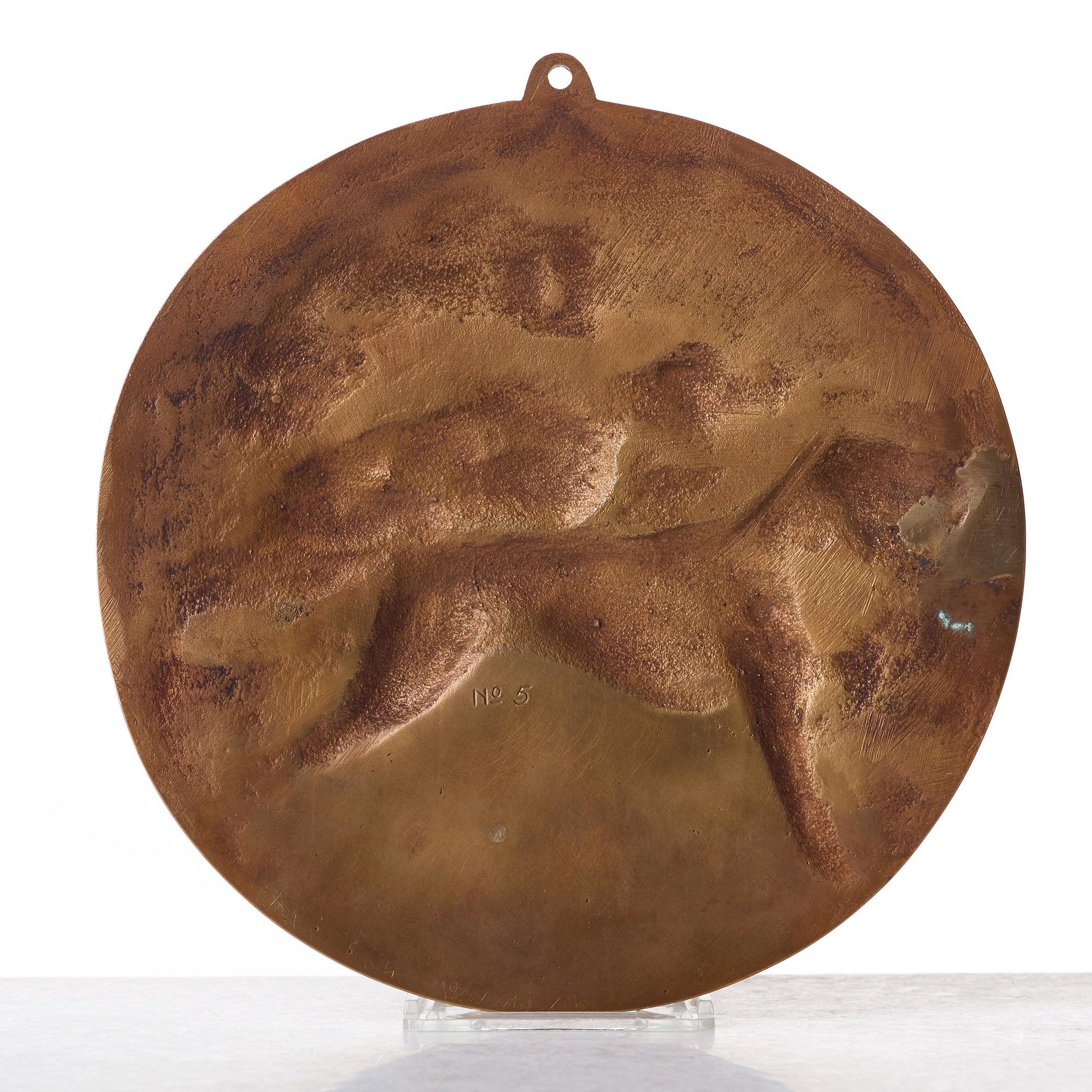 BRUNO LILJEFORS, plakett, brons, signerad med initialer. Diameter 18 cm.