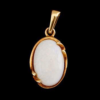 RING OCH HÄNGE, 18 k guld, opaler.