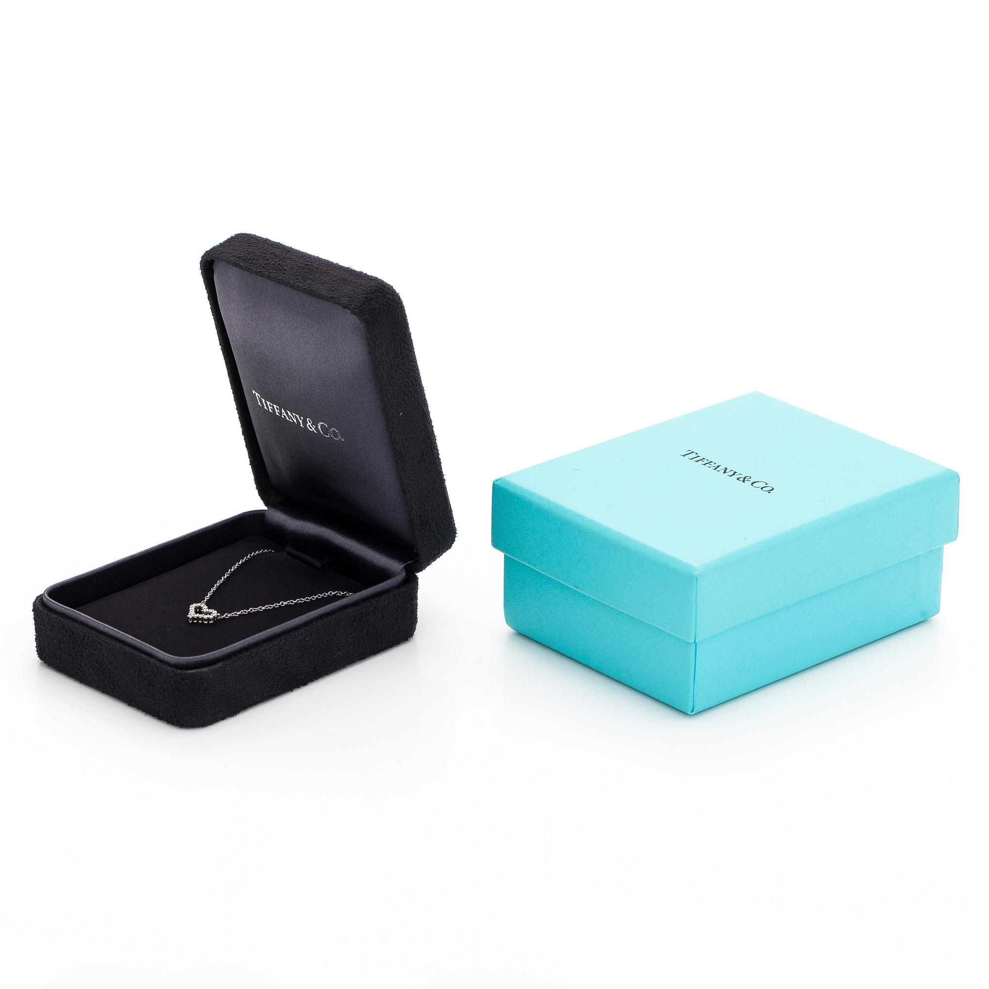 Tiffany & Co, kaulakoru, "Tiffany Hearts", platinaa ja timantteja.