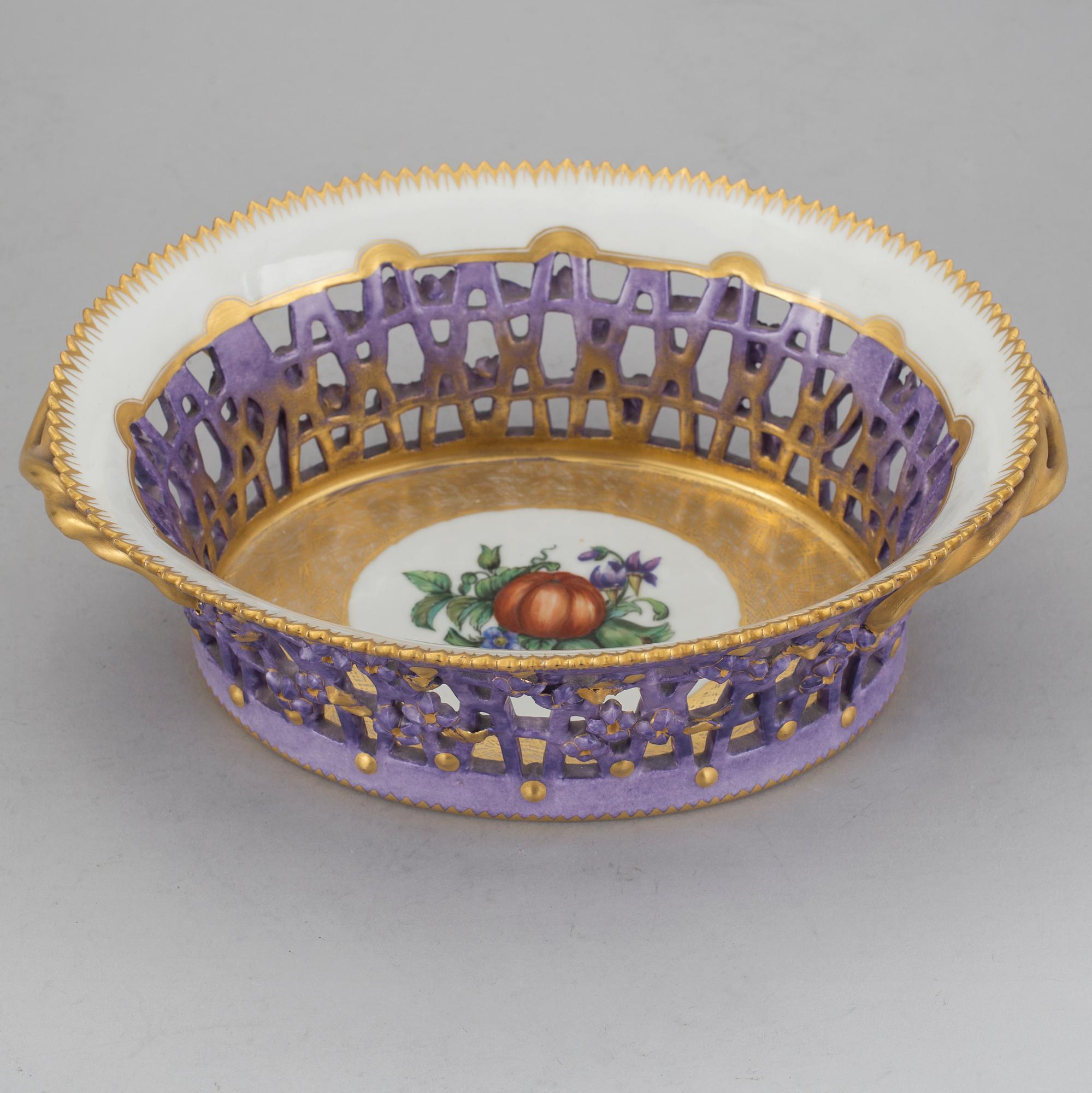 GALLERSKÅL, porslin, Royal Copenhagen, 1800-talets sista kvartal.