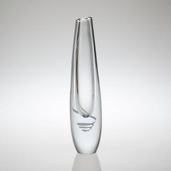 A Gunnel Nyman 'Serpentin' glass vase, Nuutajärvi, Notsjö, Finland 1957.