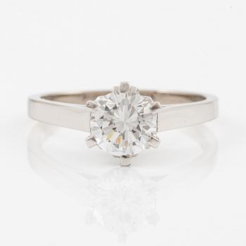 Ring, 18K white gold with a brilliant-cut diamond 1.05 ct according to the engraving.