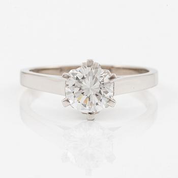 Ring, 18K vitguld med briljantslipad diamant 1.05 ct enligt gravyr.