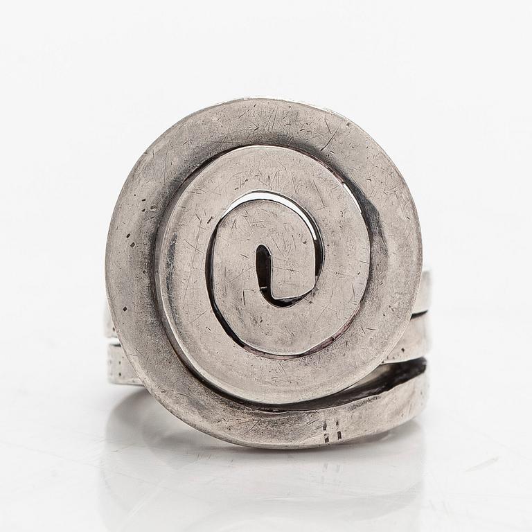 Alexander Calder, a late 1930s silver ring.